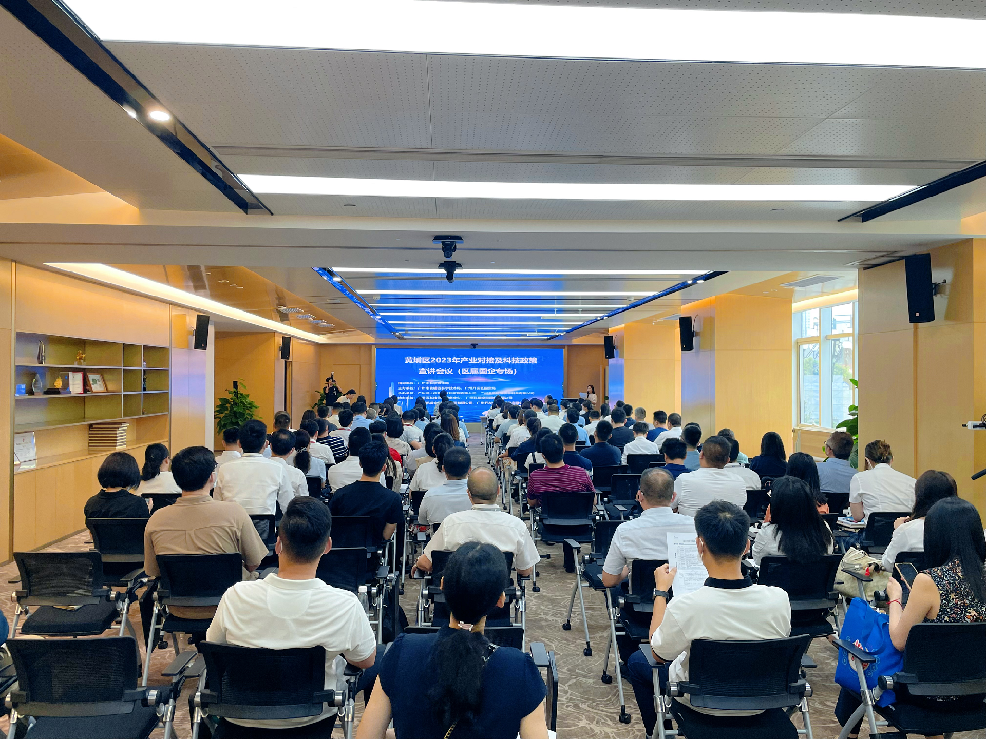 1686098870836380.png 图片 4 - 副本.png