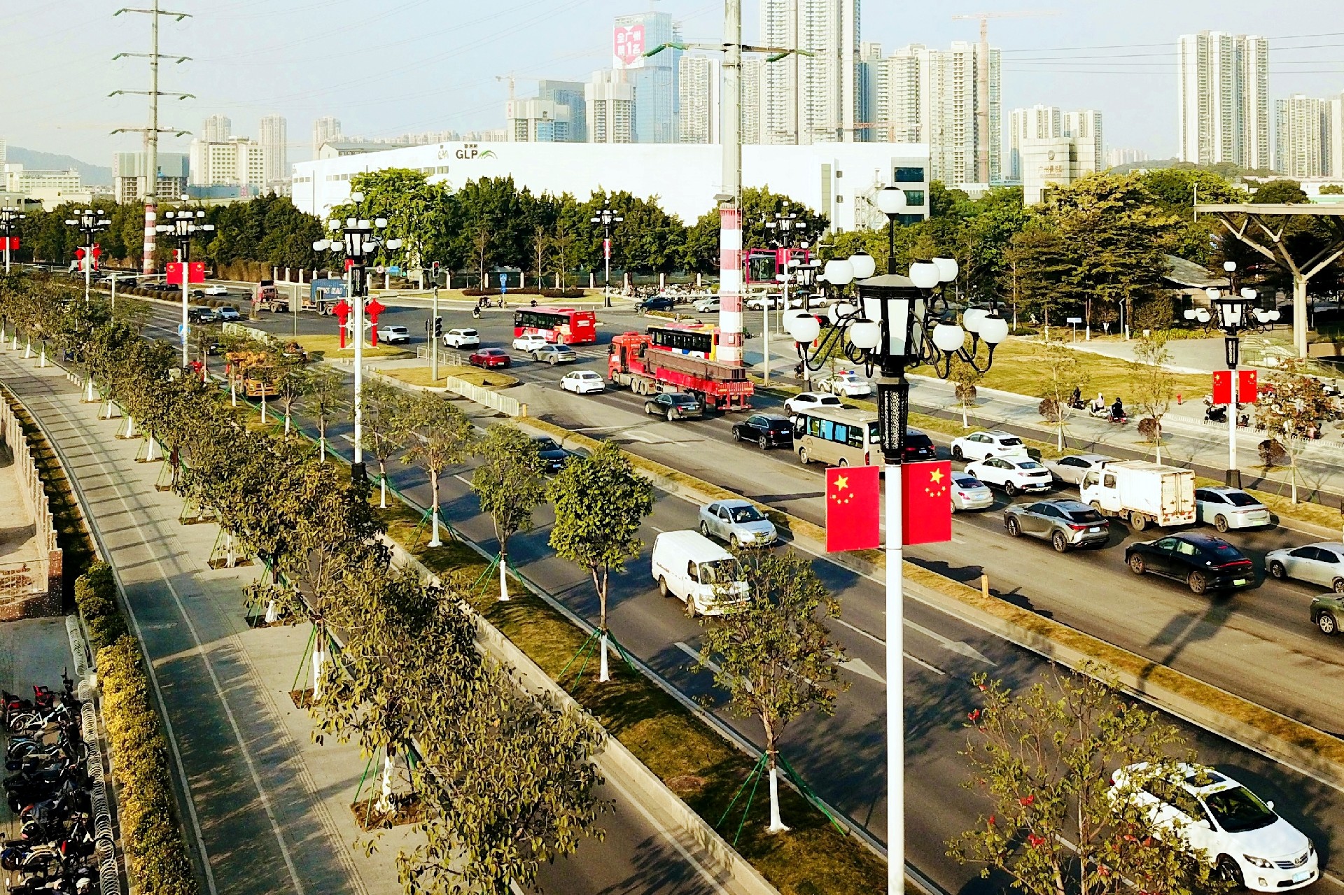 1740032915617596.jpg 路灯 (2).jpg